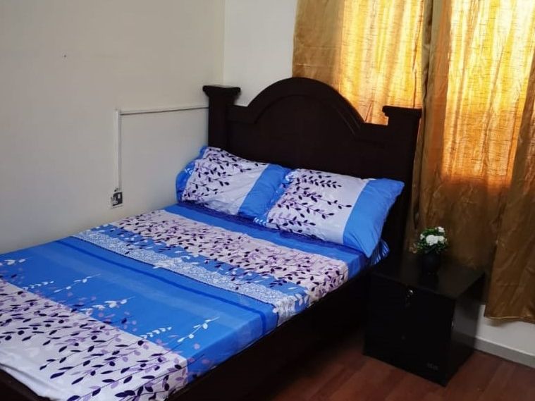 Furnished Rooms for Couples With Attach Washroom @2500 Inclusive All, C/Ac, Gas, Dewa, Wifi in Bur Dubai