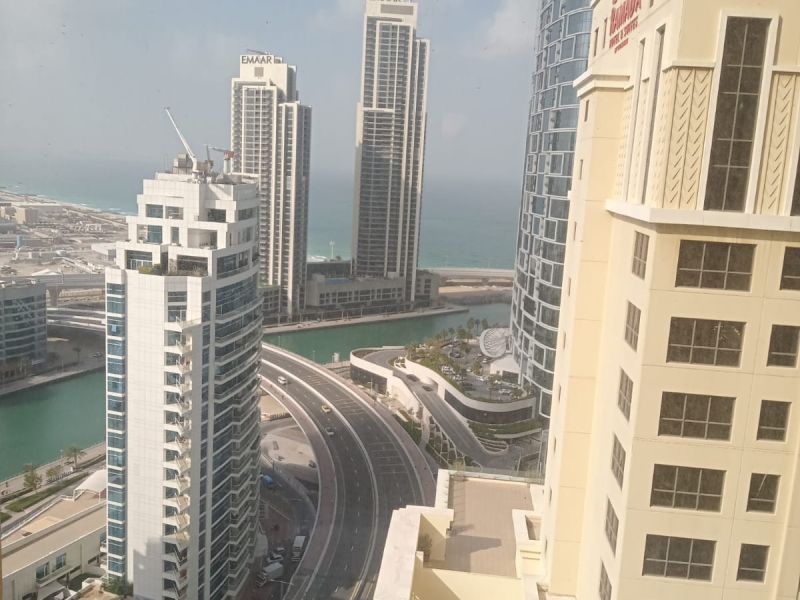 An En-suite Unit in JBR