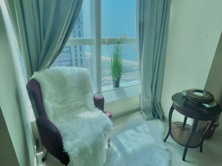 Master room en-suite w/Sea view in Dubai Marina