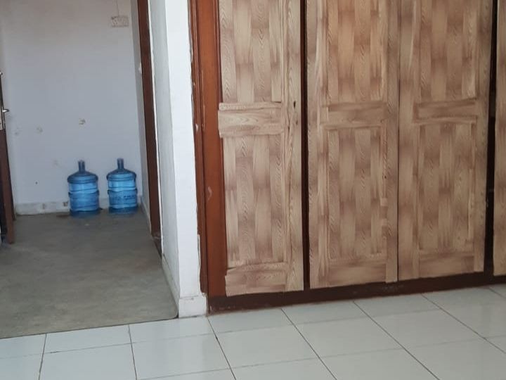 ROOM FOR RENT IN A FLAT WITH ATTACHED BATROOM AND BALCONY. (For mainly Indian)