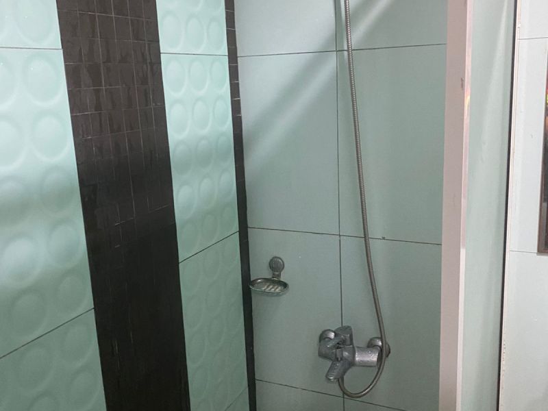 Bedspace available for rent for male in silicon oasis