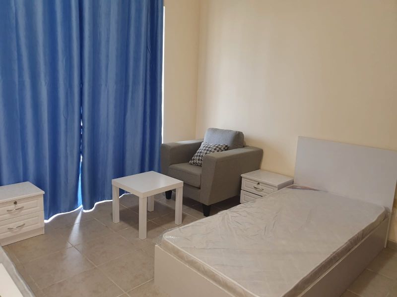 Private room for 2 persons male in Brsha heights tecom fpr mainly Arabs