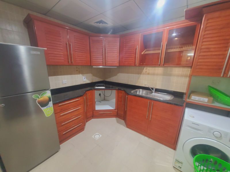 Twin sharing room available for female in tecom