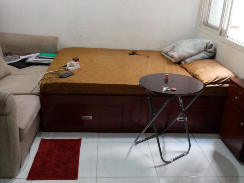 Master Bed Room Available For Rent In Bur Dubai