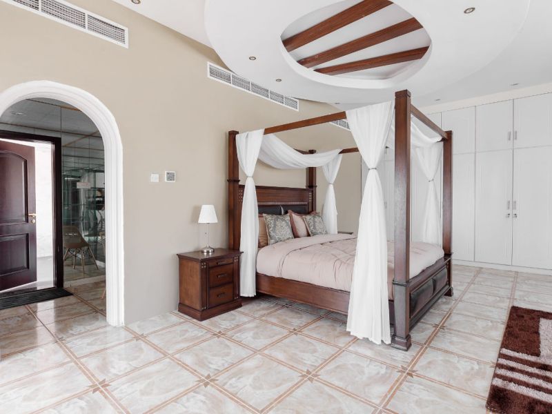 Exclusive Spacious Master room in Expat villa