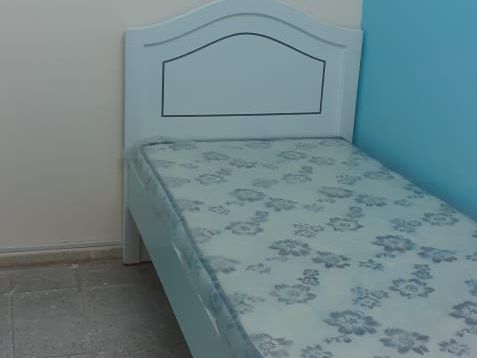 Single Partition Available In Bur Dubai