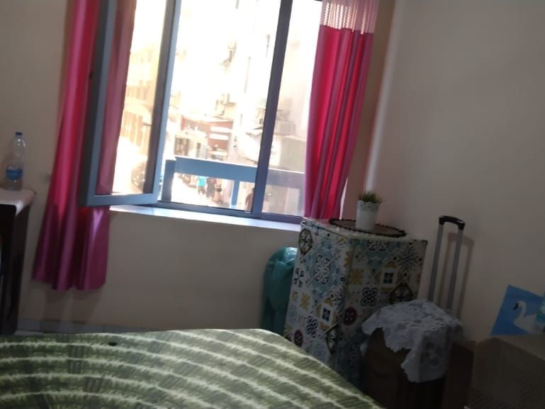ROOM AVAILABLE FOR SINGLE INDIAN EXECUTIVE IN BUR DUBAI ROLLS STREE