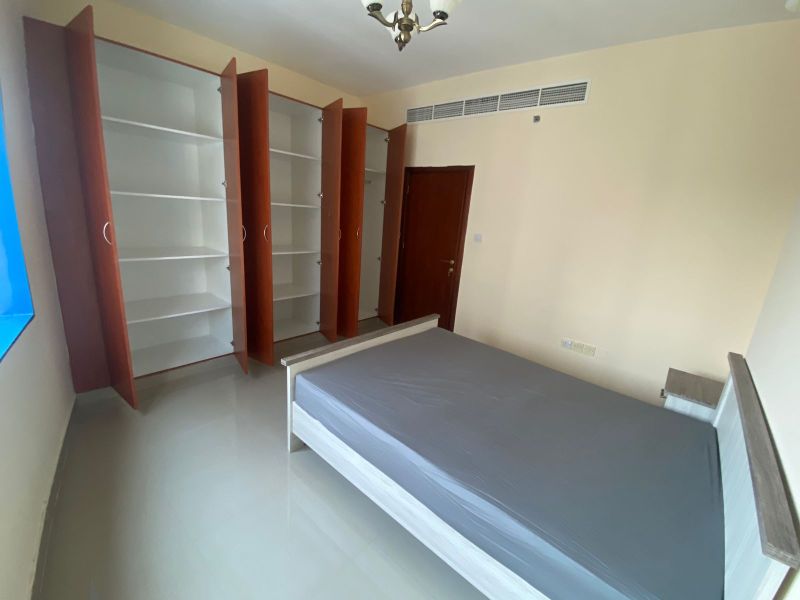 FULLY FURNISHED WELL MAINTAINED PRIVATE ROOM AVAILABLE