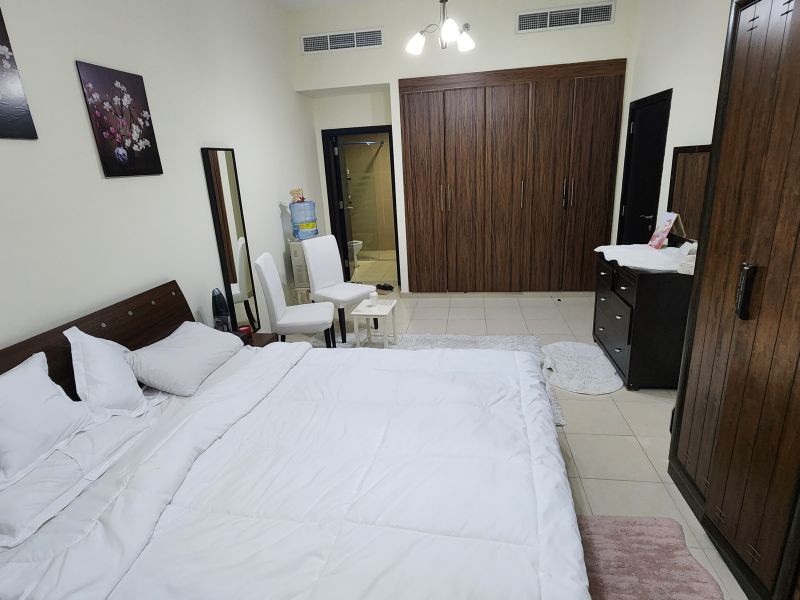 Master room available for rent in Silicon Oasis for Arabs female Only