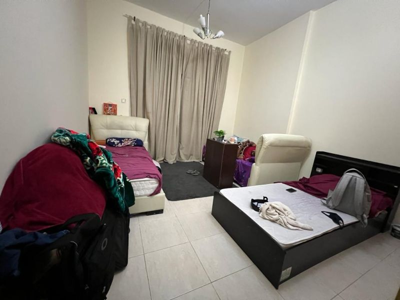 Female bedspace in Silicon oasis ready to move in