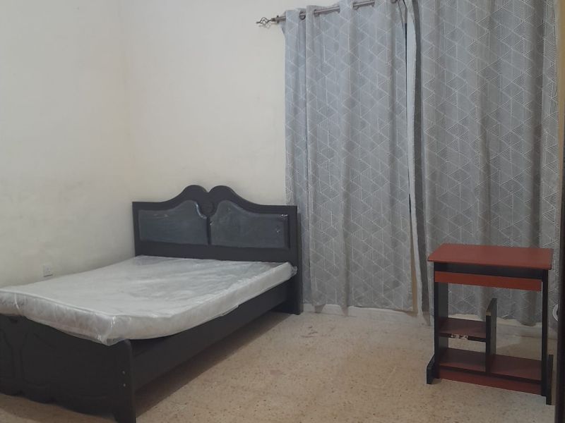 Private rom for rent in shabiya 11 for single femle or couple