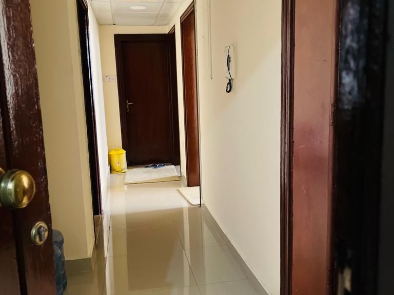 Executive Room Available In 2BHK apartment