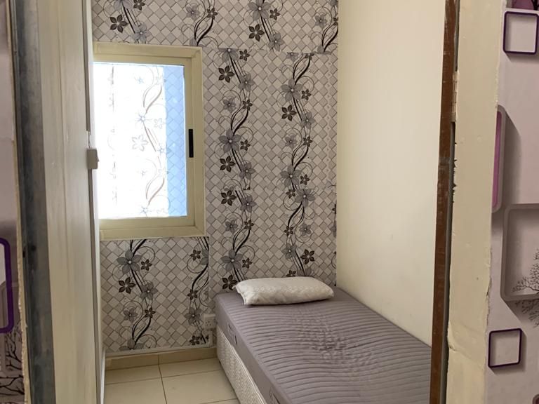 Partition available ready to move for executive male or female in Ajman