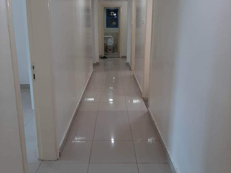 Furished master room available for couple in barsha heights tecom