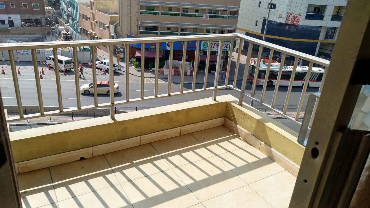 LADIES BED SPACE/ FAMILY ROOM AVAILABLE - INDIANS ONLY