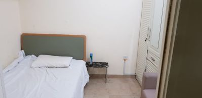 Fully furnished Bed space for Male and Female In Seperate Apartment in DSO